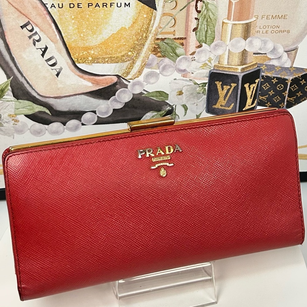 PRADA Saffiano Leather Kisslock Long Wallet 😍❤️🔥 - Picture 5 of 17